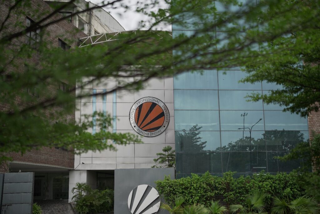 C8f3df04 F1fa 4b4f A2bd 1bec2d040773